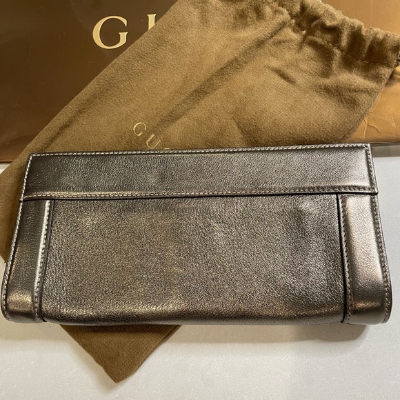 Gucci clutch - Picture 12 of 16